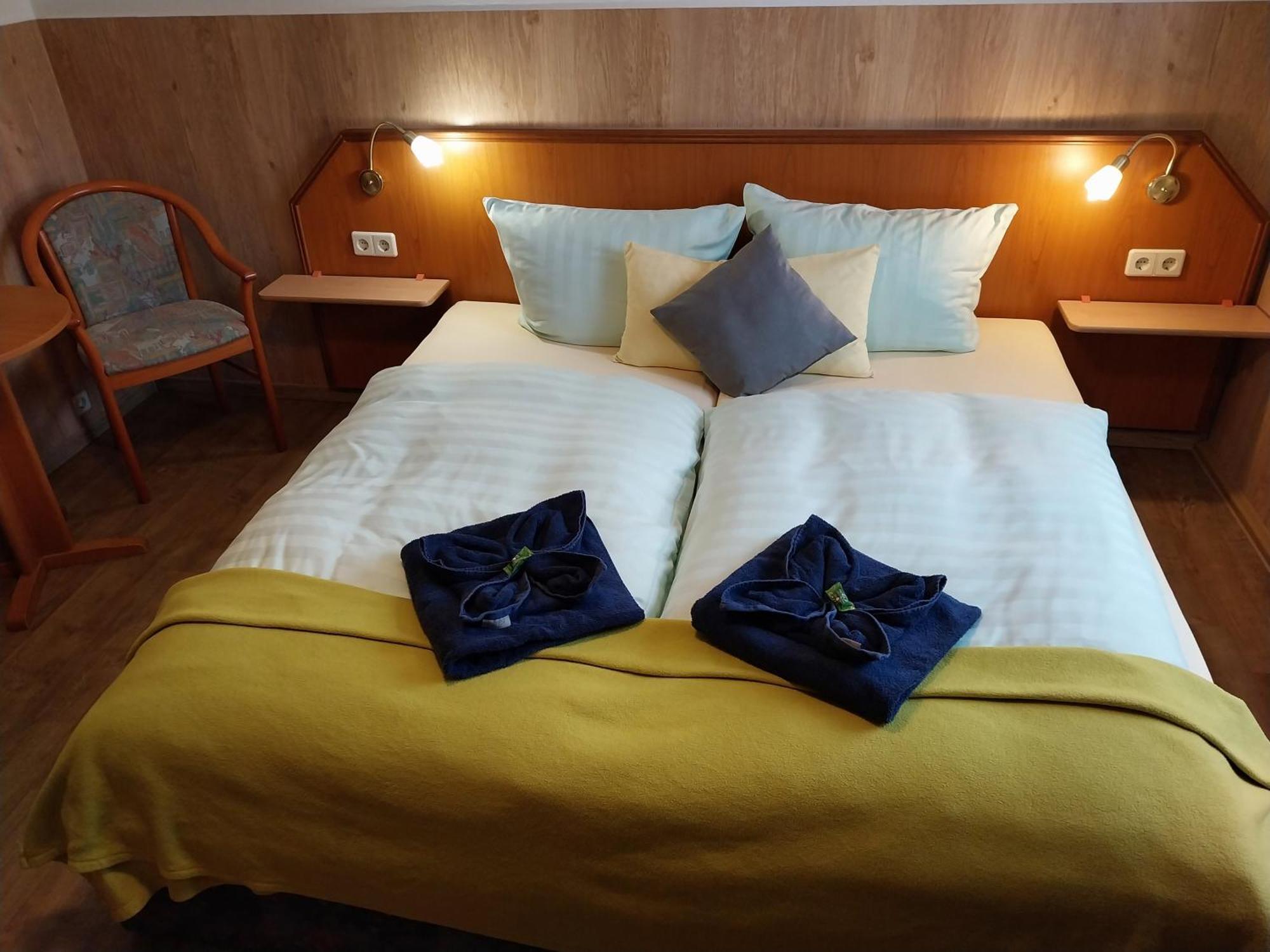 Landhotel Waldschloesschen Mit Gaststube Sohland an der Spree Bagian luar foto